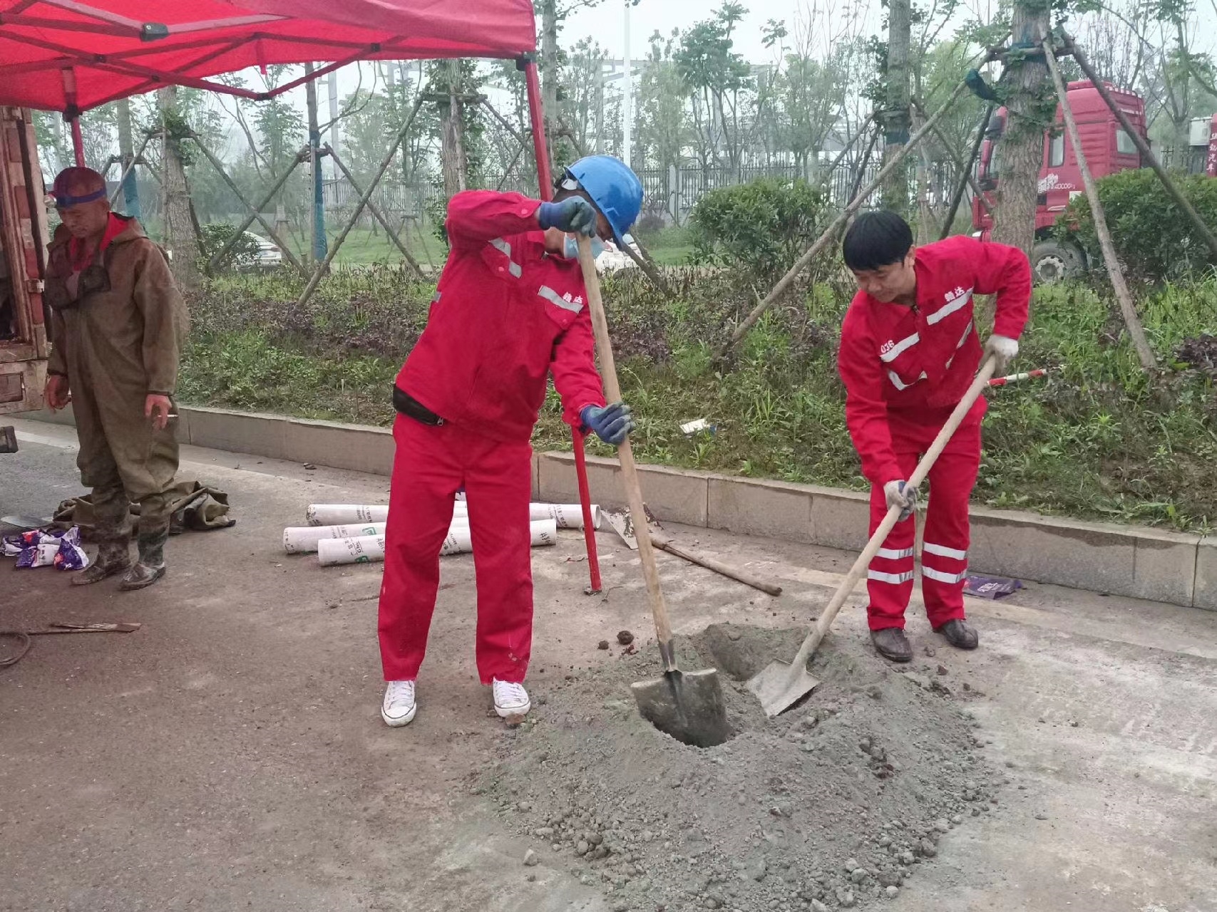 榕江管道疏通哪家好】及时进行市政管道清淤
